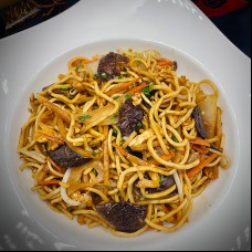 Nouilles sautées au champignon chinois