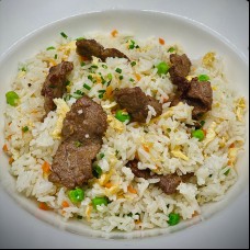 Riz sauté au bœuf